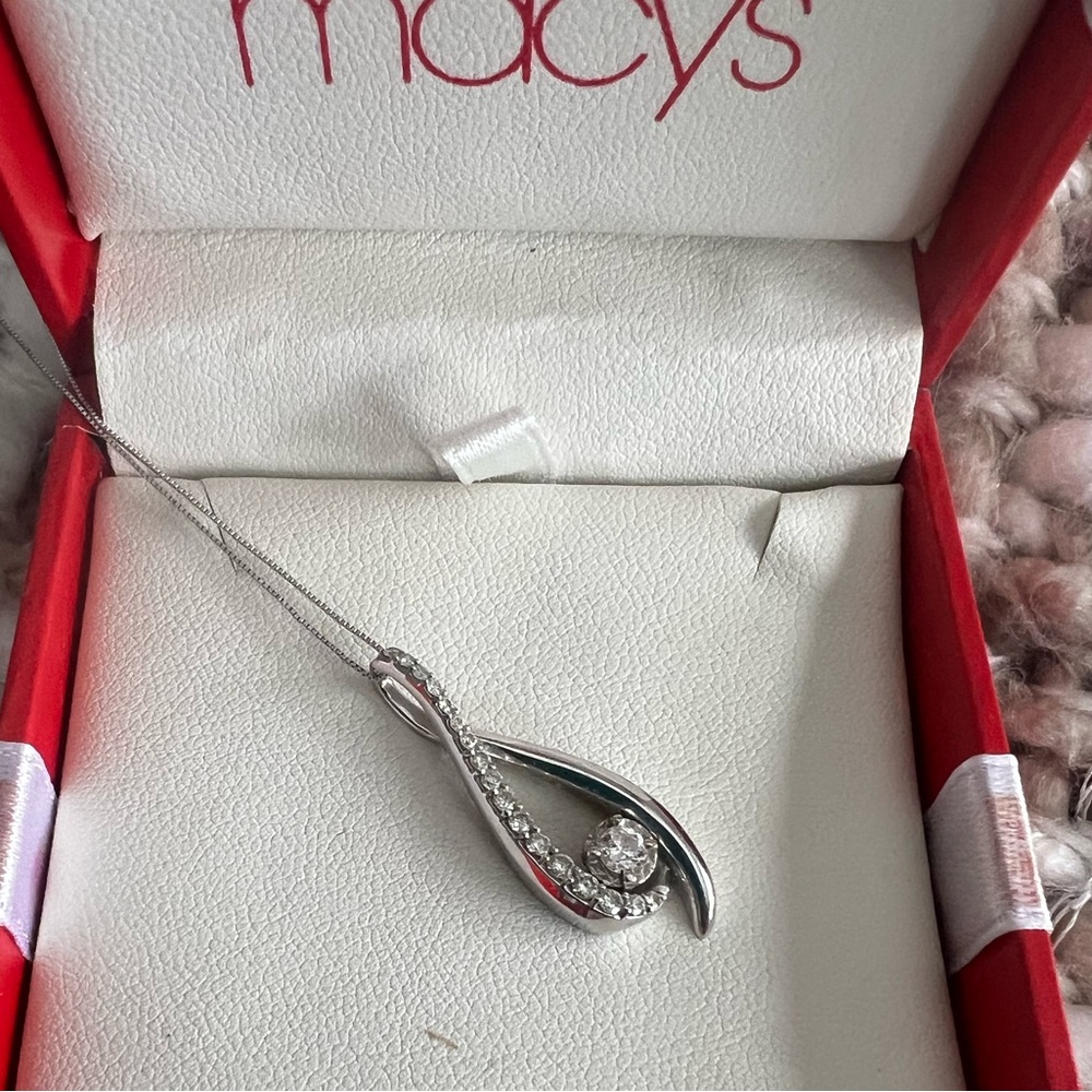 Diamond pendant necklace 14k whitegold orig$1500! - Picture 7 of 7
